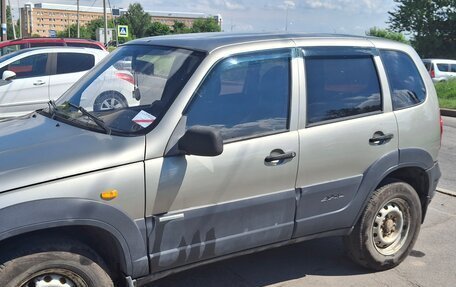 Chevrolet Niva I рестайлинг, 2010 год, 500 000 рублей, 2 фотография