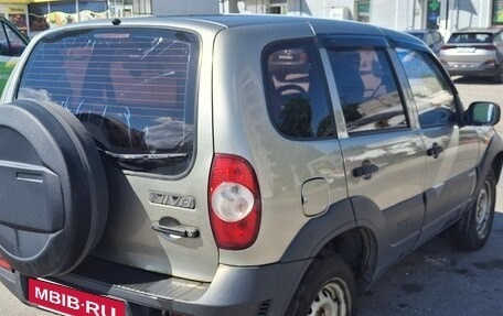 Chevrolet Niva I рестайлинг, 2010 год, 500 000 рублей, 5 фотография
