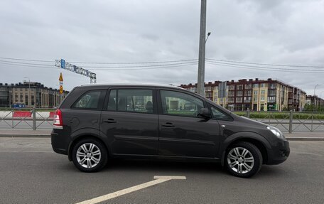 Opel Zafira B, 2013 год, 800 000 рублей, 12 фотография