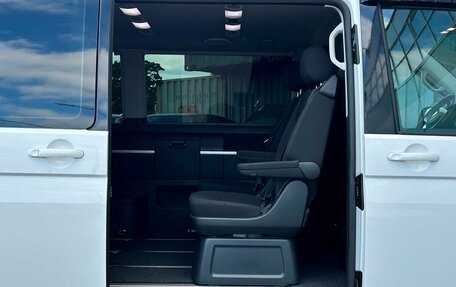 Volkswagen Multivan T6 рестайлинг, 2020 год, 4 940 800 рублей, 8 фотография