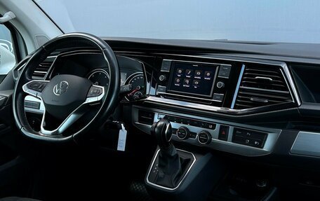 Volkswagen Multivan T6 рестайлинг, 2020 год, 4 940 800 рублей, 20 фотография