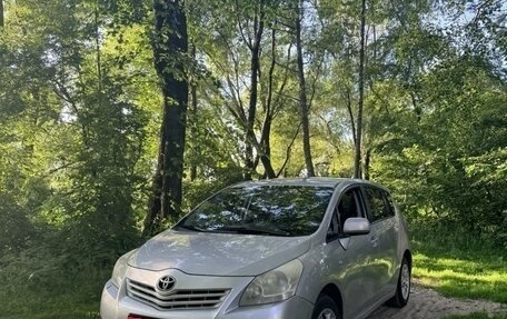 Toyota Verso I, 2009 год, 830 000 рублей, 1 фотография