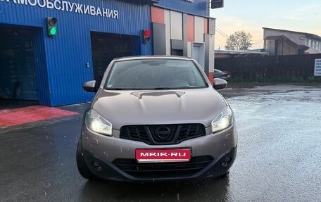 Nissan Qashqai, 2011 год, 900 000 рублей, 1 фотография