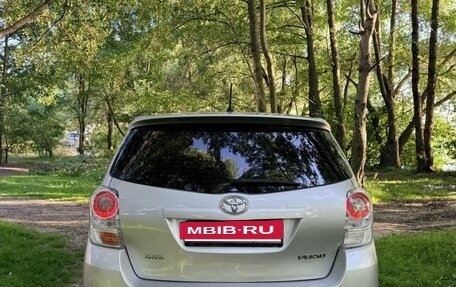 Toyota Verso I, 2009 год, 830 000 рублей, 6 фотография