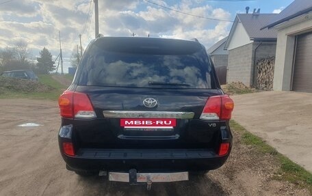 Toyota Land Cruiser 200, 2013 год, 3 000 000 рублей, 5 фотография