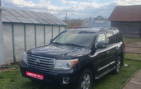 Toyota Land Cruiser 200, 2013 год, 3 000 000 рублей, 9 фотография
