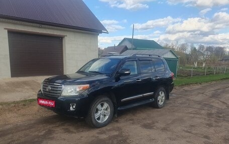 Toyota Land Cruiser 200, 2013 год, 3 000 000 рублей, 7 фотография