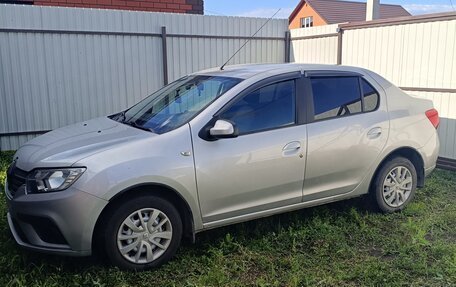Renault Logan II, 2020 год, 745 000 рублей, 2 фотография