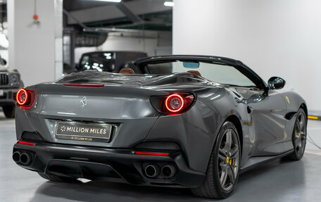 Ferrari Portofino, 2019 год, 19 000 000 рублей, 12 фотография