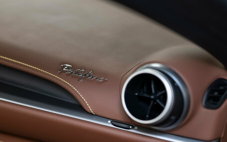 Ferrari Portofino, 2019 год, 19 000 000 рублей, 33 фотография