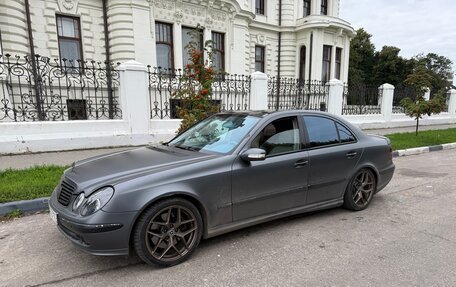 Mercedes-Benz E-Класс, 2003 год, 1 000 000 рублей, 2 фотография