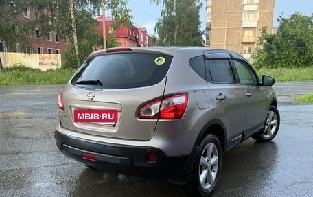 Nissan Qashqai, 2011 год, 900 000 рублей, 6 фотография