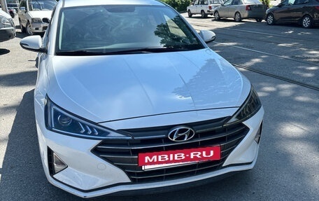 Hyundai Avante, 2019 год, 1 500 000 рублей, 3 фотография