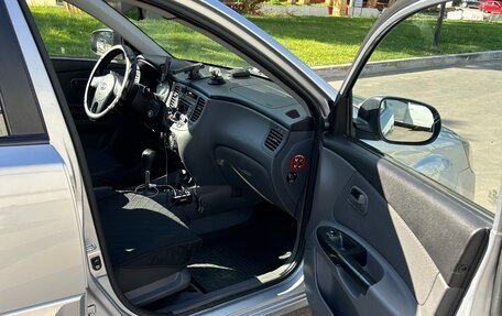 KIA Rio II, 2009 год, 800 000 рублей, 10 фотография