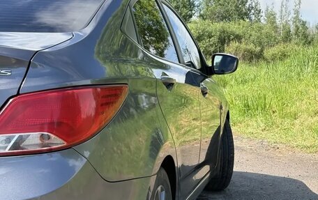 Hyundai Solaris II рестайлинг, 2015 год, 1 060 000 рублей, 2 фотография