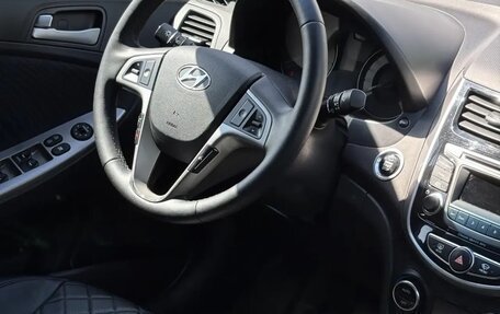 Hyundai Solaris II рестайлинг, 2015 год, 1 060 000 рублей, 12 фотография