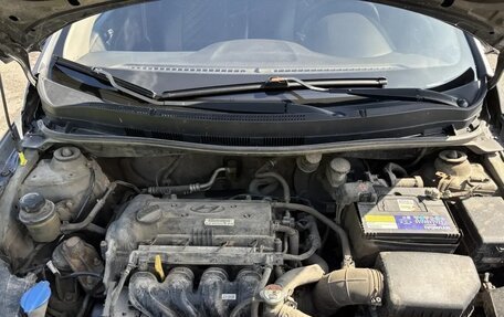 Hyundai Solaris II рестайлинг, 2015 год, 1 060 000 рублей, 23 фотография