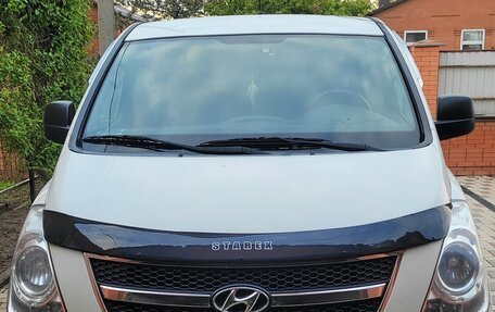 Hyundai Grand Starex Grand Starex I рестайлинг 2, 2010 год, 1 800 000 рублей, 6 фотография