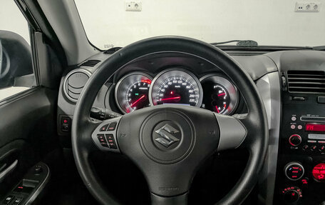 Suzuki Grand Vitara, 2011 год, 1 300 000 рублей, 21 фотография