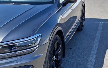 Volkswagen Tiguan II, 2019 год, 2 890 000 рублей, 3 фотография