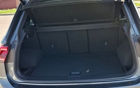 Volkswagen Tiguan II, 2019 год, 2 890 000 рублей, 11 фотография