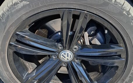 Volkswagen Tiguan II, 2019 год, 2 890 000 рублей, 22 фотография