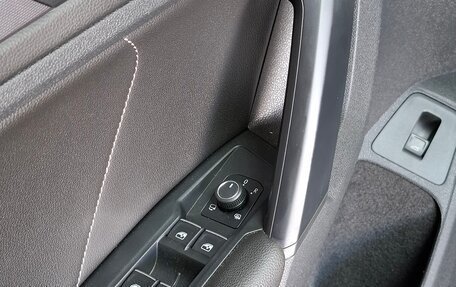 Volkswagen Tiguan II, 2019 год, 2 890 000 рублей, 36 фотография