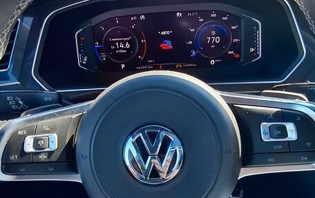 Volkswagen Tiguan II, 2019 год, 2 890 000 рублей, 30 фотография