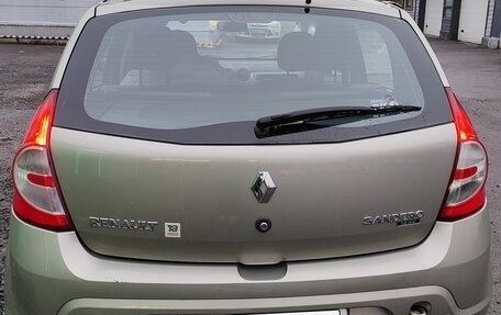 Renault Sandero I, 2011 год, 650 000 рублей, 2 фотография