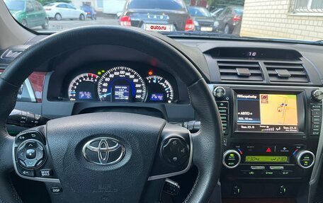 Toyota Camry, 2012 год, 1 620 000 рублей, 12 фотография