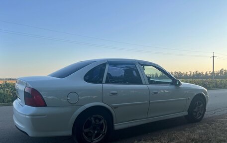 Opel Vectra B рестайлинг, 2000 год, 250 000 рублей, 4 фотография