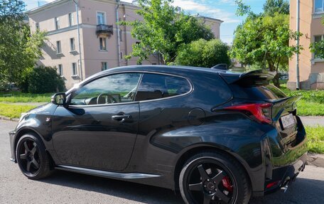 Toyota Yaris, 2020 год, 4 800 000 рублей, 7 фотография