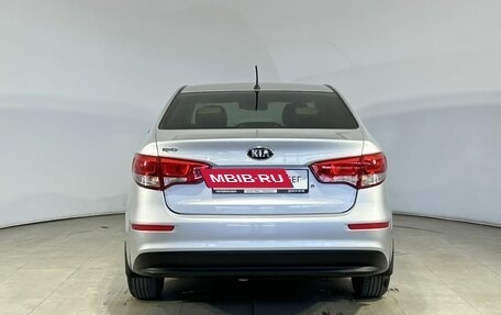 KIA Rio III рестайлинг, 2015 год, 1 000 000 рублей, 10 фотография