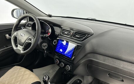 KIA Rio III рестайлинг, 2015 год, 1 000 000 рублей, 20 фотография