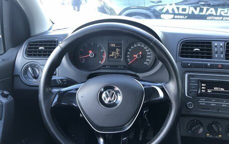 Volkswagen Polo VI (EU Market), 2015 год, 860 000 рублей, 12 фотография