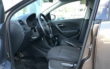 Volkswagen Polo VI (EU Market), 2015 год, 860 000 рублей, 9 фотография