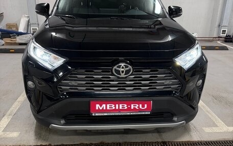 Toyota RAV4, 2020 год, 3 350 000 рублей, 1 фотография