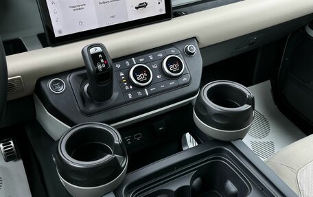 Land Rover Defender II, 2020 год, 6 550 000 рублей, 21 фотография