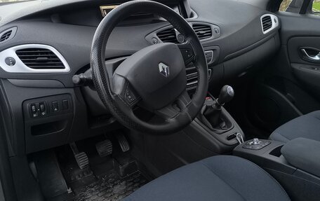 Renault Scenic III, 2009 год, 700 000 рублей, 5 фотография