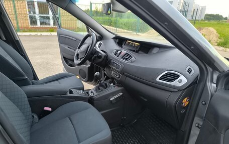 Renault Scenic III, 2009 год, 700 000 рублей, 8 фотография