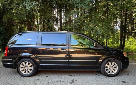 Chrysler Voyager IV, 2008 год, 1 500 000 рублей, 5 фотография