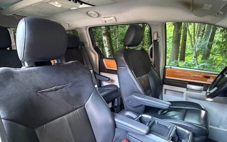 Chrysler Voyager IV, 2008 год, 1 500 000 рублей, 19 фотография