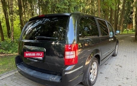 Chrysler Voyager IV, 2008 год, 1 500 000 рублей, 7 фотография