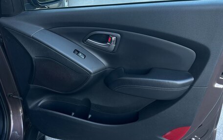 Hyundai ix35 I рестайлинг, 2013 год, 1 220 000 рублей, 24 фотография