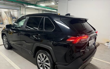 Toyota RAV4, 2020 год, 3 350 000 рублей, 6 фотография