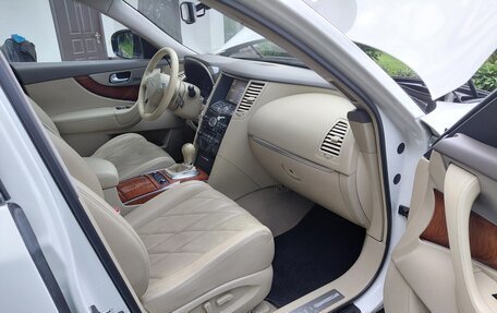 Infiniti FX II, 2012 год, 1 700 000 рублей, 12 фотография