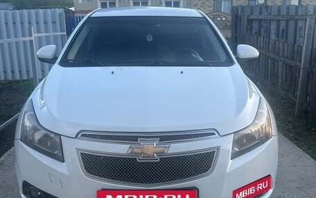 Chevrolet Cruze II, 2012 год, 620 000 рублей, 2 фотография