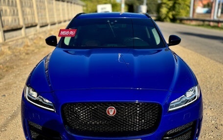 Jaguar F-Pace, 2018 год, 3 300 000 рублей, 6 фотография