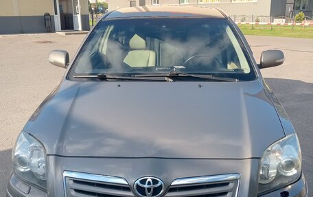 Toyota Avensis III рестайлинг, 2007 год, 750 000 рублей, 26 фотография