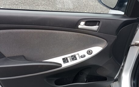 Hyundai Solaris II рестайлинг, 2013 год, 619 000 рублей, 13 фотография